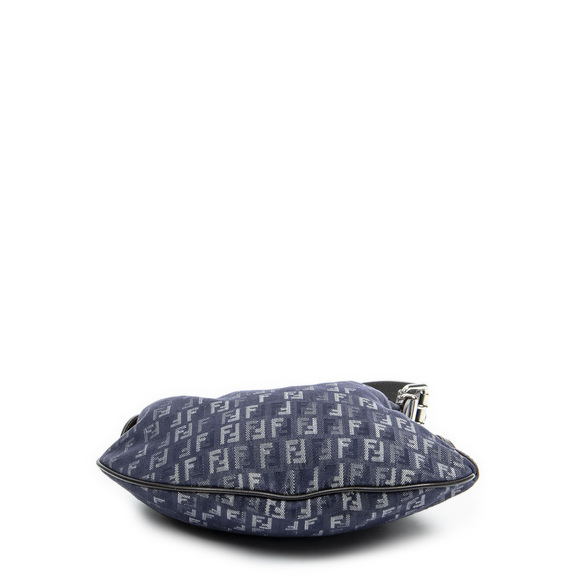 Fendi Oyster Bag - Picture 6 of 8